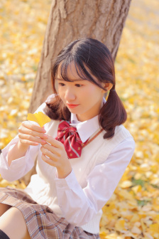 漂亮老师的性教育bd
